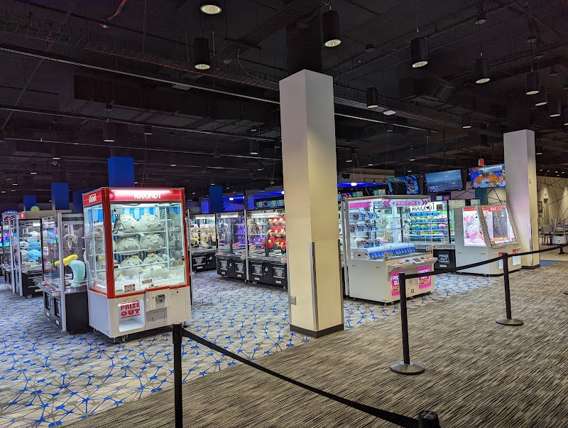 Round1 Bowling & Arcade Southridge Collection