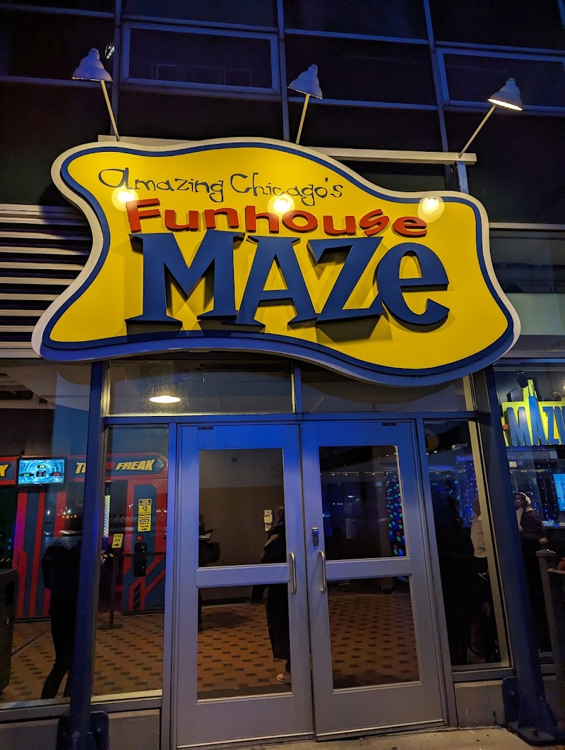 Amazing Chicago's Funhouse Maze — New Year's Eve Kids Activities in Chicago