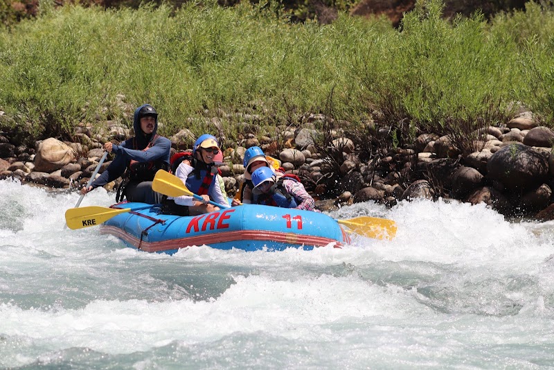 Kings River Expeditions — Kayaking for Kids in Fresno