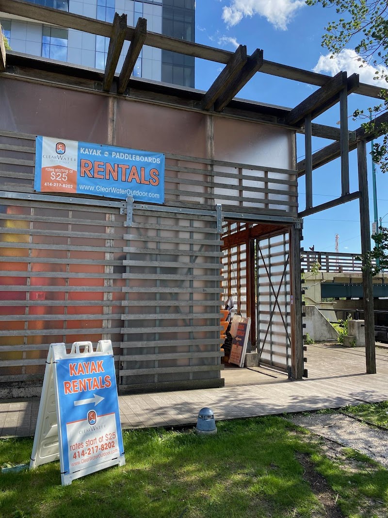 ClearWater Outdoor Kayak Rental | Historic Third Ward, Milwaukee
