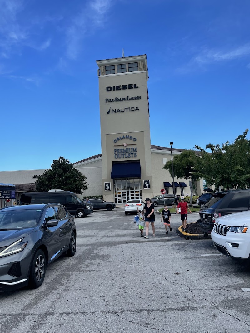 Orlando Premium Outlets Playground — Best Outdoor Playgrounds in Orlando