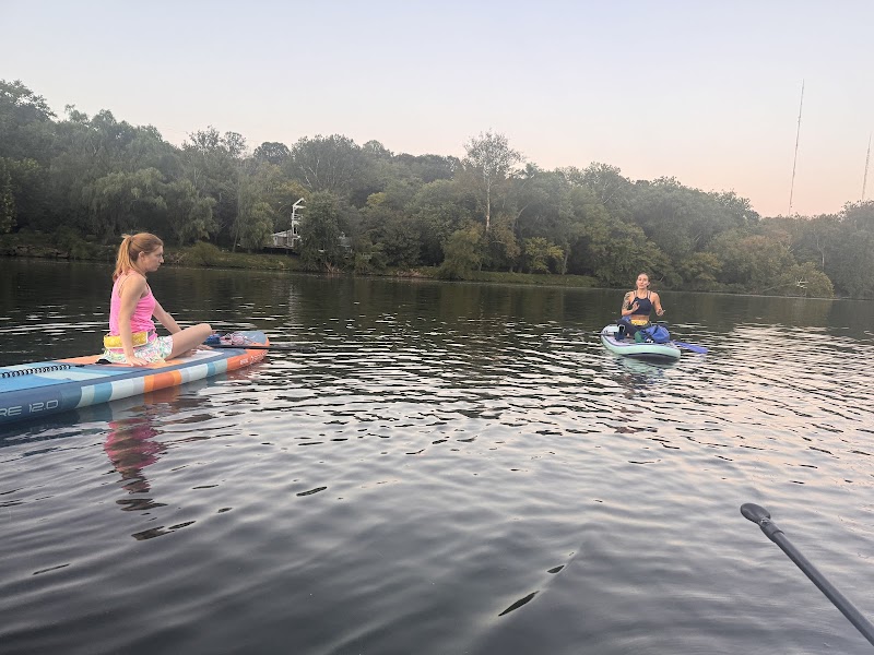 Hiking Hound Adventures, LLC — Kayaking for Kids in Philadelphia