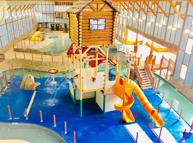 Grand Bear Falls Indoor Waterpark