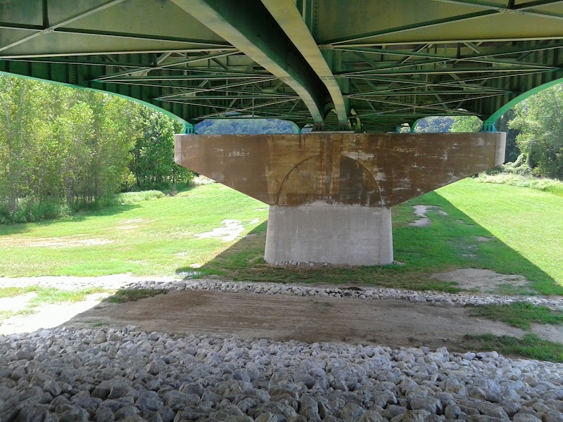 Missouri Riverfront Trail Trailhead — Hiking with Kids in Kansas City