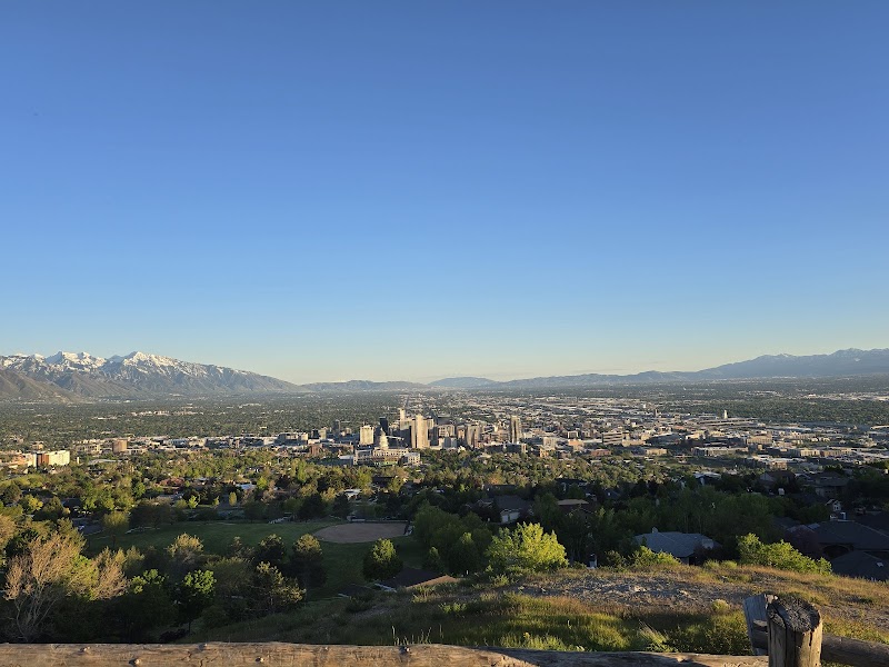 Ensign Peak Trailhead