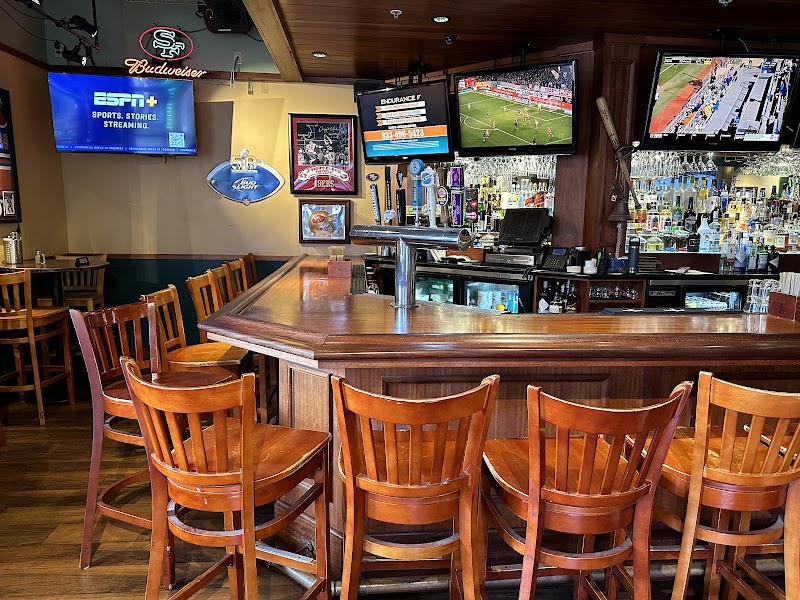 Players Sports Grill & Arcade