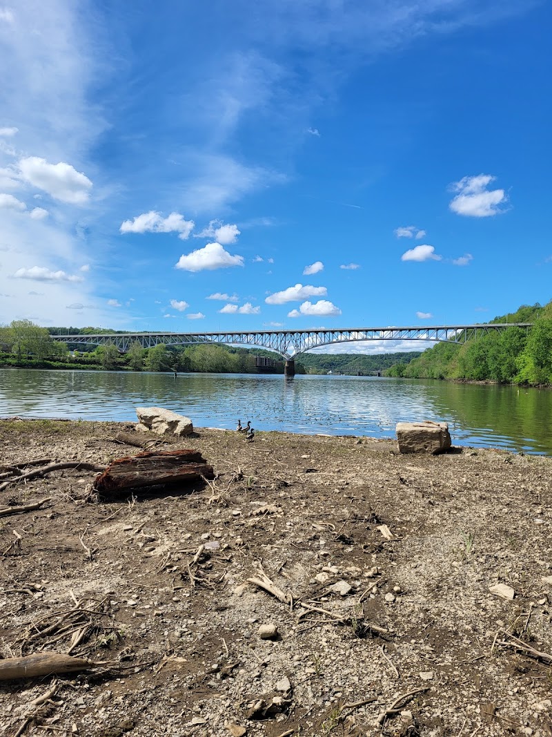 Duck Hollow Trail