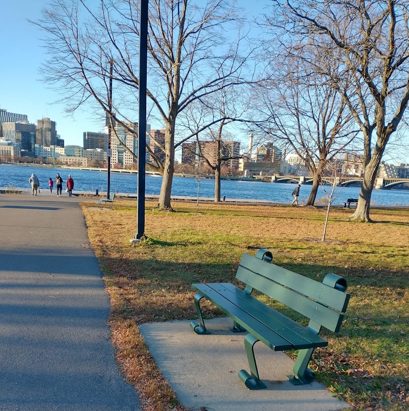Charles River Esplanade — Spring Break Activities in Boston