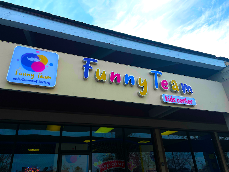 Funny Team Kids Center