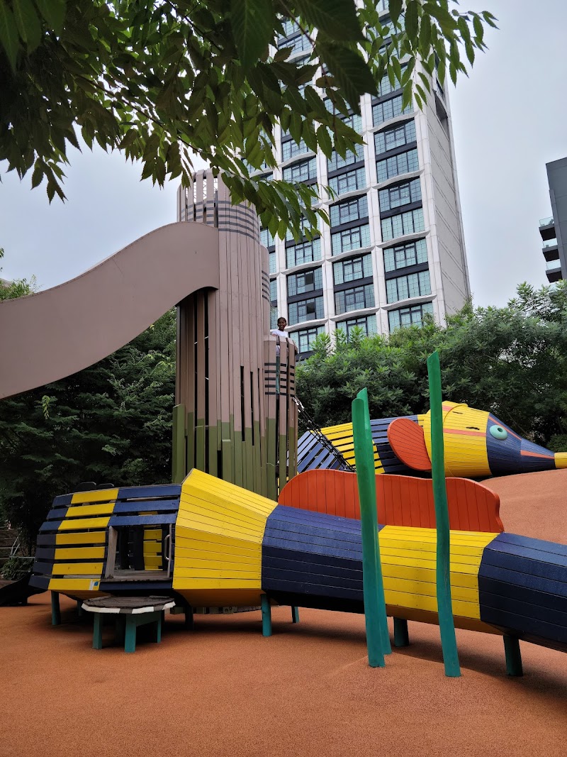 Chelsea Waterside Playground — Best Outdoor Playgrounds in New York
