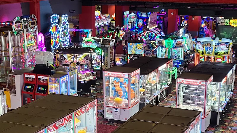 Round1 Bowling & Arcade Sunvalley Shopping Center