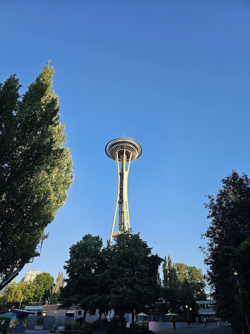 Play at the center